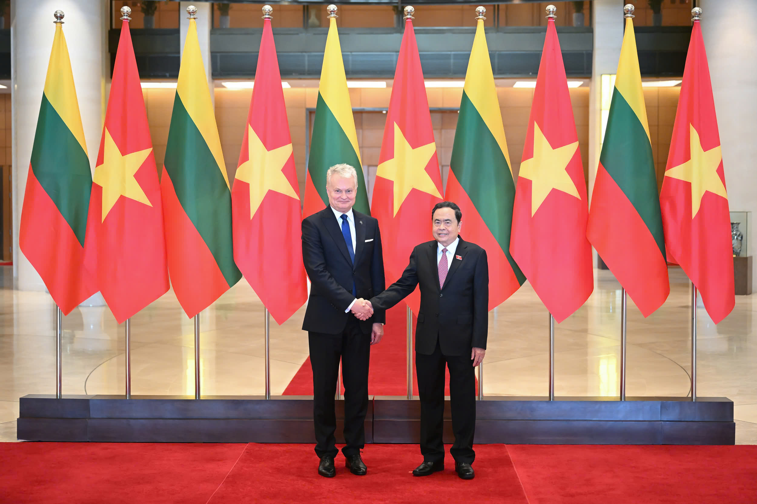 Chủ tịch Quốc hội Trần Thanh Mẫn hội kiến Tổng thống Litva