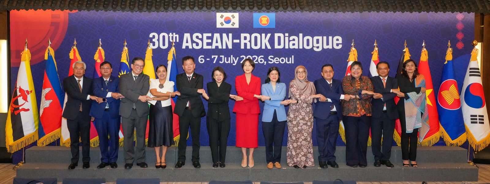 Đại sứ Vũ Hồ tham dự Đối thoại ASEAN – Hàn Quốc lần thứ 30.