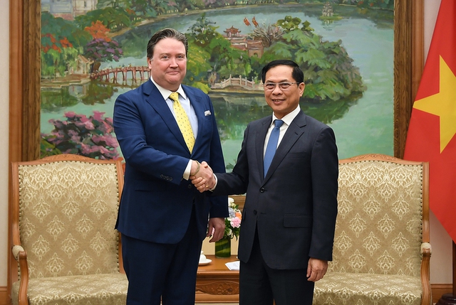 Foreign Representative Viet Nam ready to negotiate with U.S. to reduce import duties ...