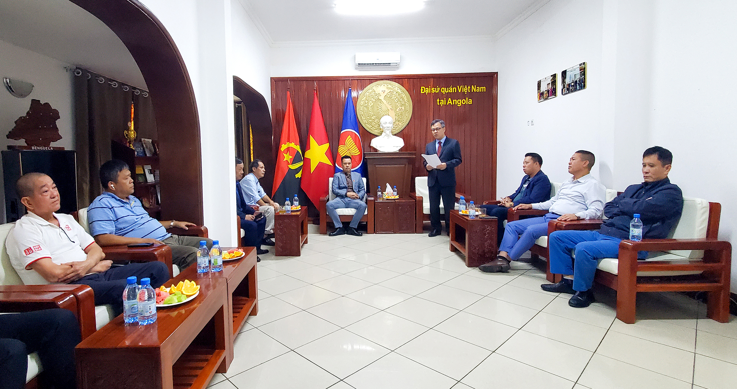 Quang cảnh buổi gặp mặt.